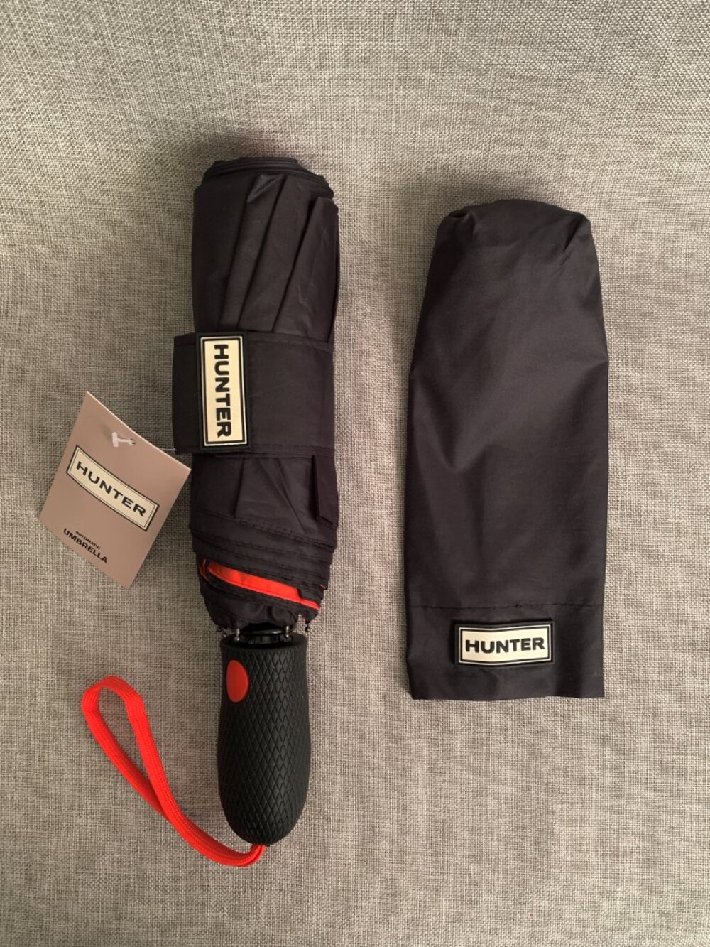 HUNTER Automatic Compact Umbrella -Signature Black & Red w/ Deluxe Handle NWT